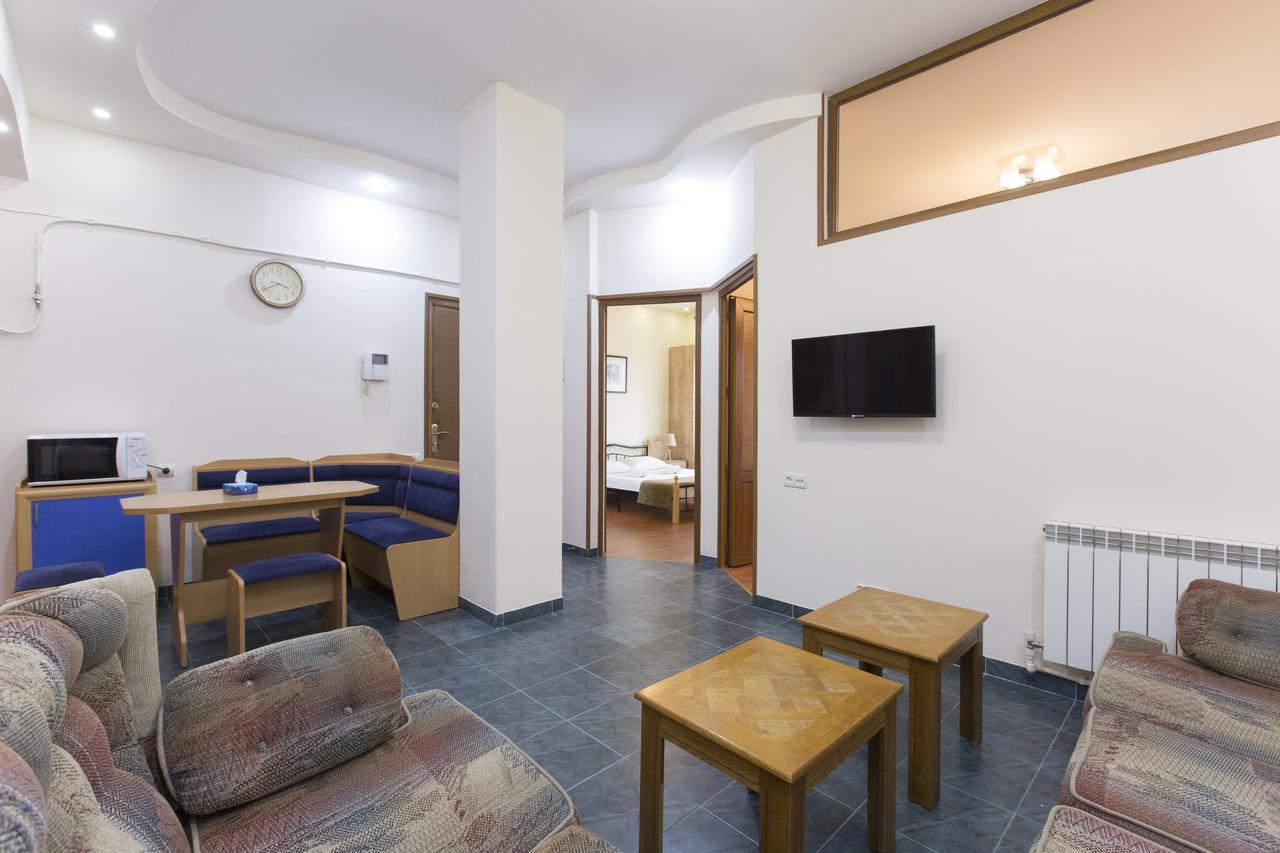 Umba Apartment N1 - 2 Bedrooms Jereván Kültér fotó